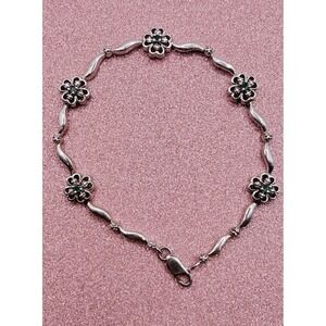 Lennox 925 SS Flower Charm Bracelet Emerald and Diamonds Lobster‎ clasp